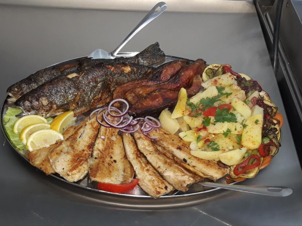 Prenociste I Restoran Ihthis Bajina Basta Exterior foto