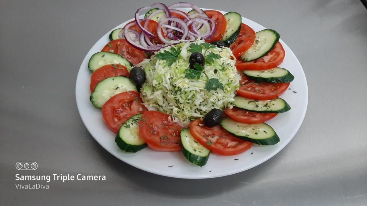 Prenociste I Restoran Ihthis Bajina Basta Exterior foto